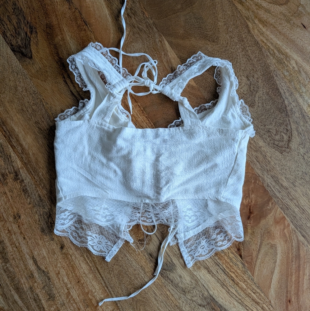 Solado White Crop Top XS Lace Trim Tie Front Bohemian Shummer Y2K - Picture 3 of 6